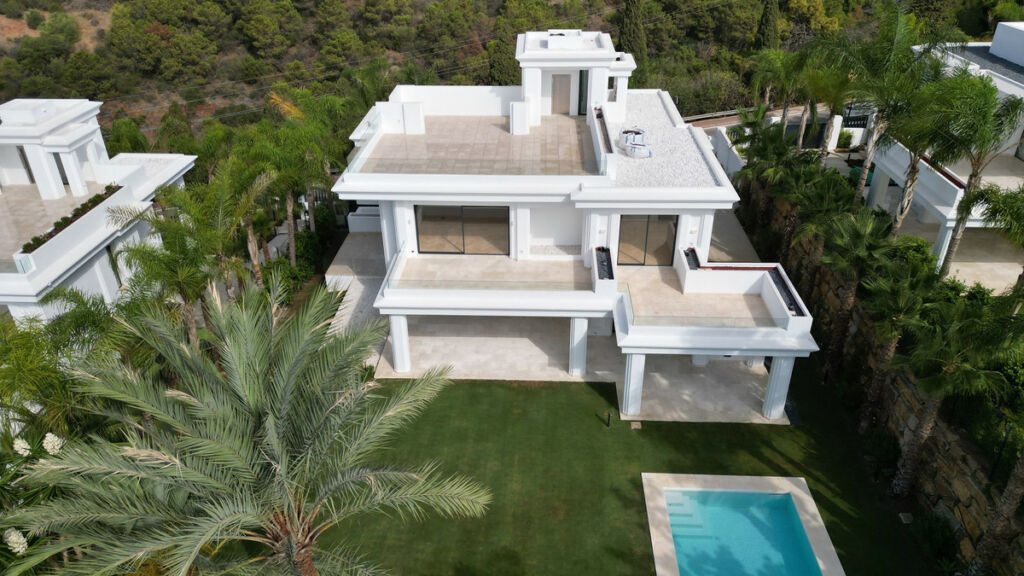 Detached Villa The Golden Mile Málaga - image 43
