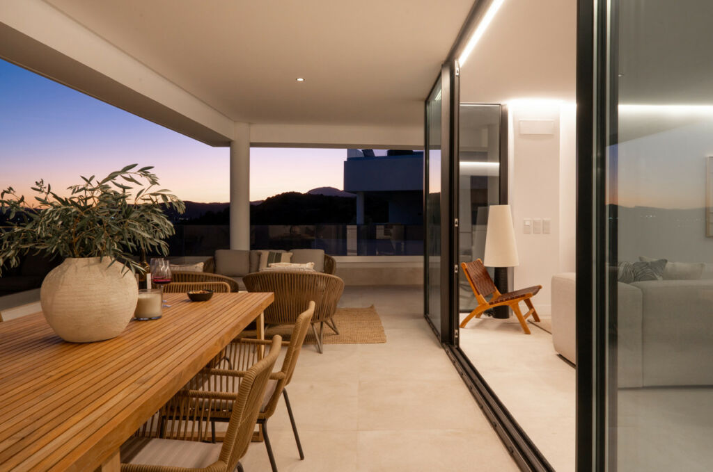 Middle Floor Apartment Estepona Málaga - image 43