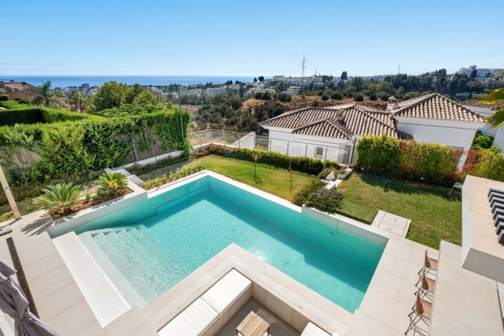 Detached Villa Riviera del Sol Málaga - image 41