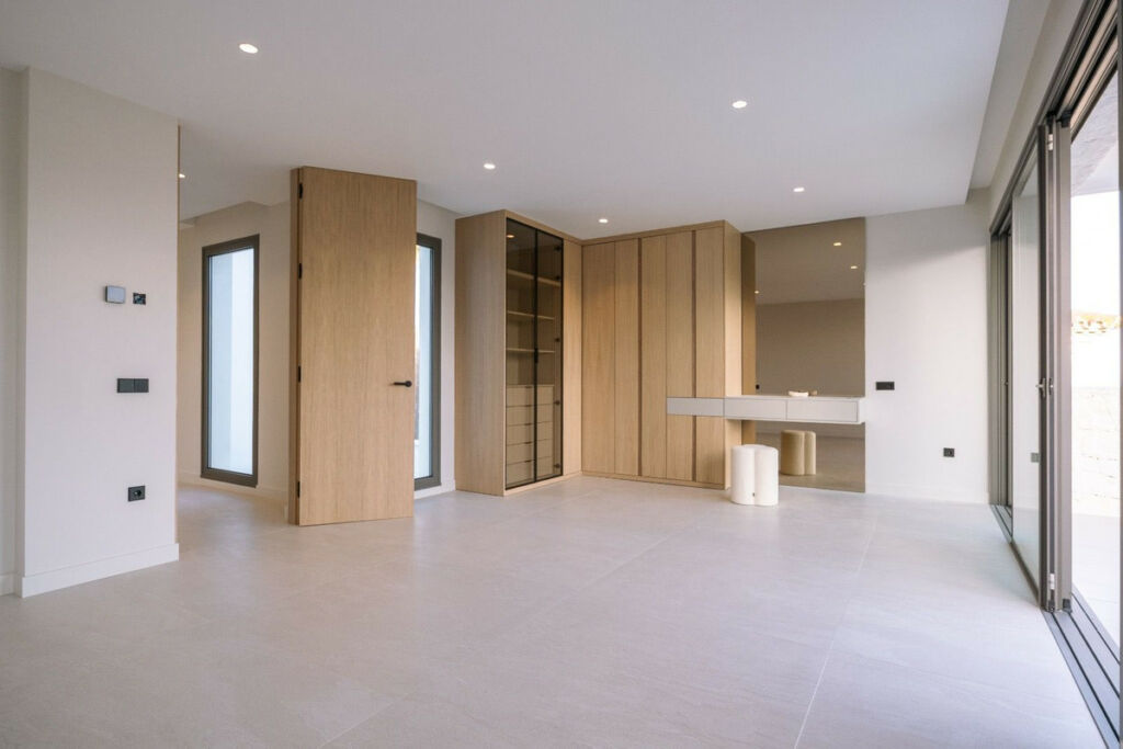 Detached Villa Estepona Málaga - image 43