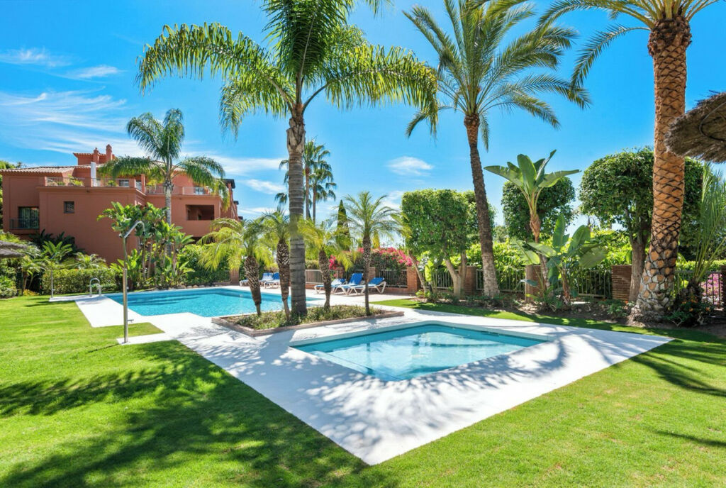 Middle Floor Apartment Los Flamingos Málaga - image 43