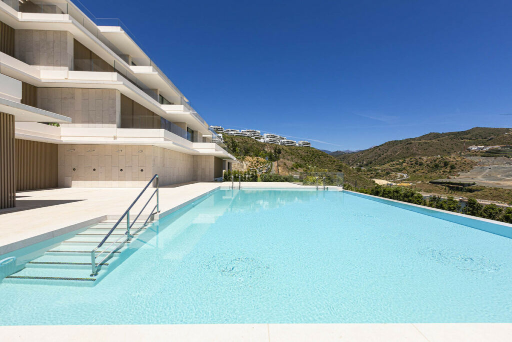 Middle Floor Apartment Benahavís Málaga - image 43