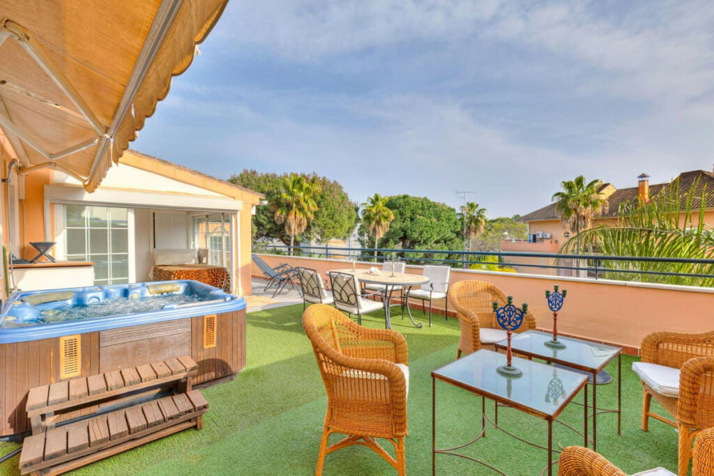 Top Floor Apartment Marbella Málaga - image 43
