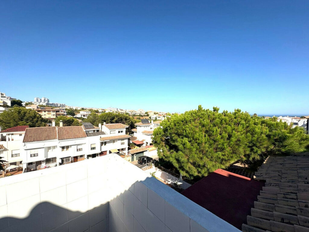 Townhouse Arroyo de la Miel Málaga - image 43