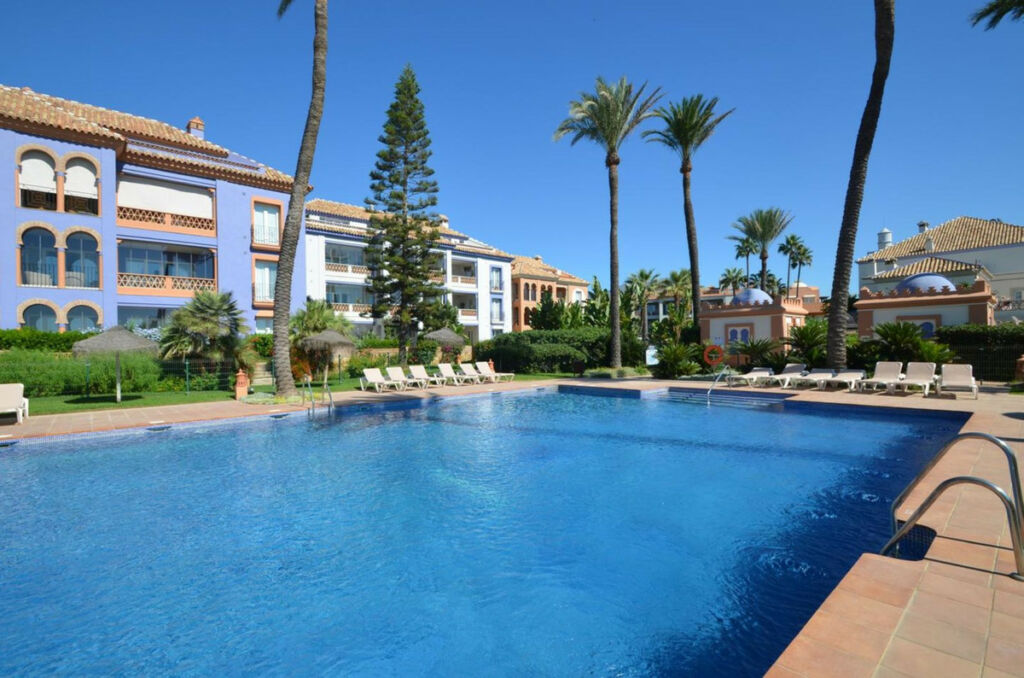 Middle Floor Apartment Casares Playa Málaga - image 43