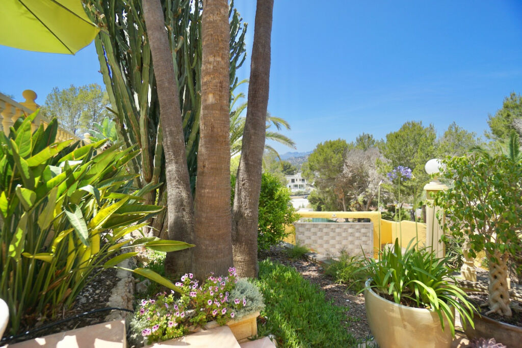 Detached Villa Moraira Alicante - image 43