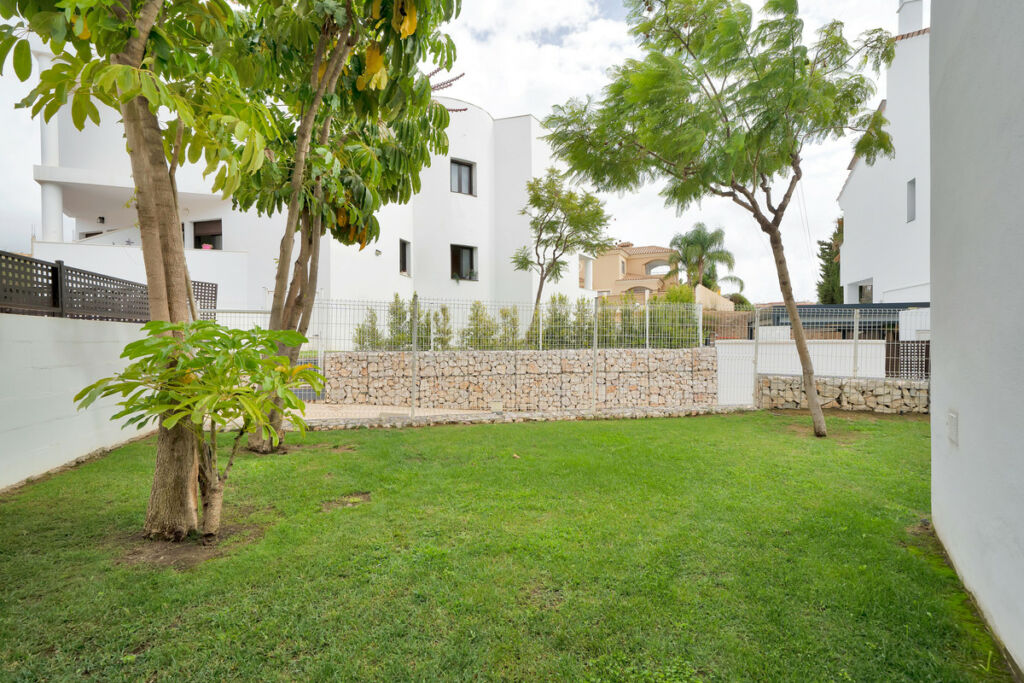 Detached Villa Riviera del Sol Málaga - image 43