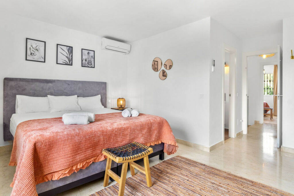 Townhouse Nueva Andalucía Málaga - image 43