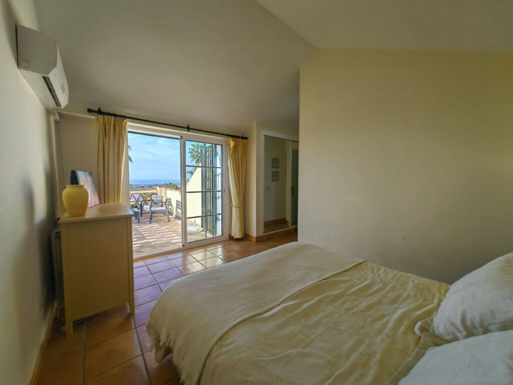 Detached Villa Estepona Málaga - image 43