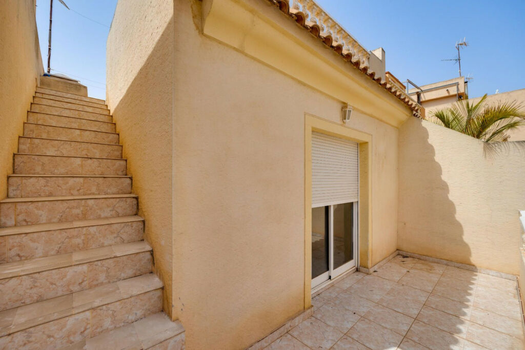 Townhouse Los Montesinos Alicante - image 44