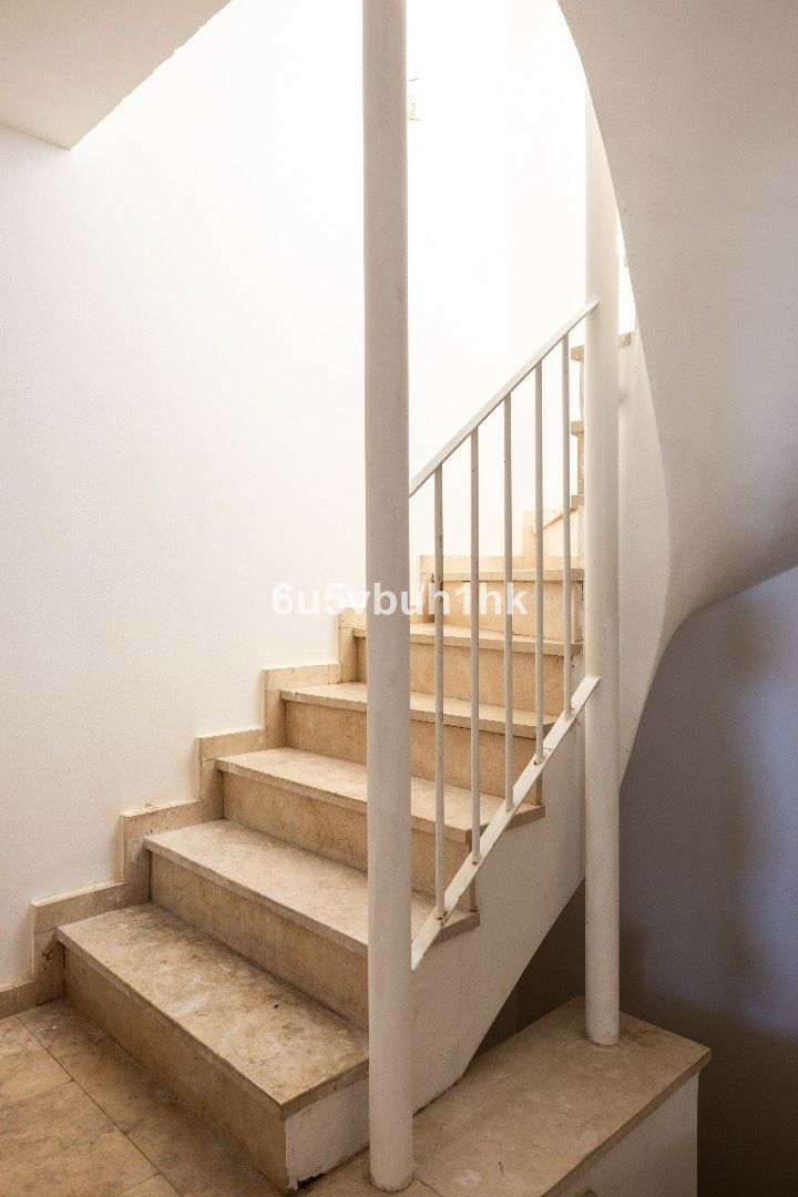 Detached Villa Benalmadena Málaga - image 44