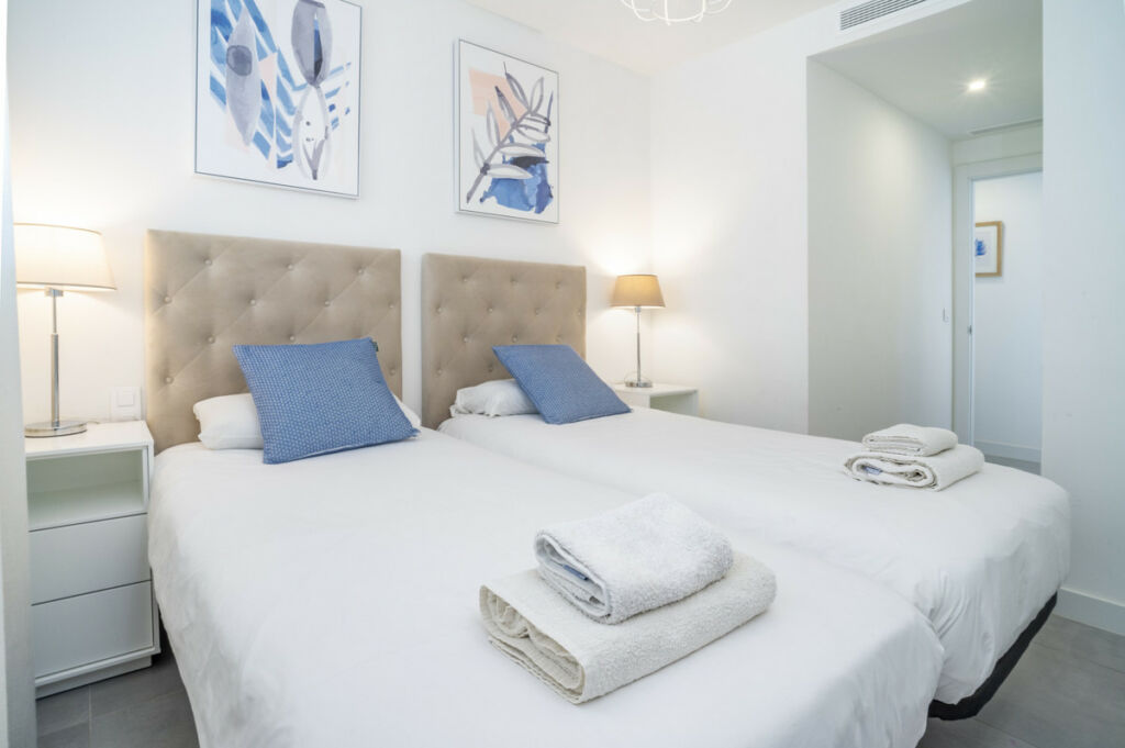 Middle Floor Apartment Estepona Málaga - image 44