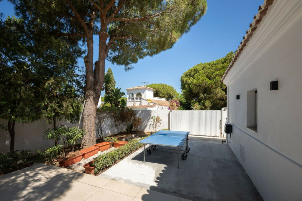 Detached Villa Marbesa Málaga - image 44