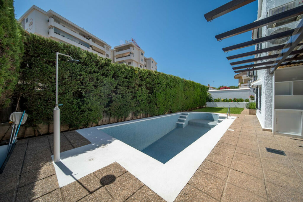 Detached Villa Fuengirola Málaga - image 44