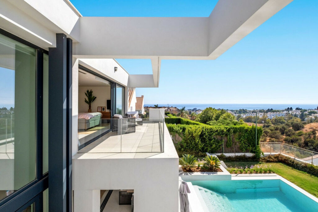 Detached Villa Riviera del Sol Málaga - image 42