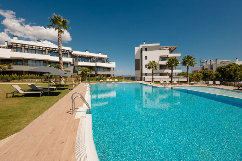 Middle Floor Apartment Estepona Málaga - image 44