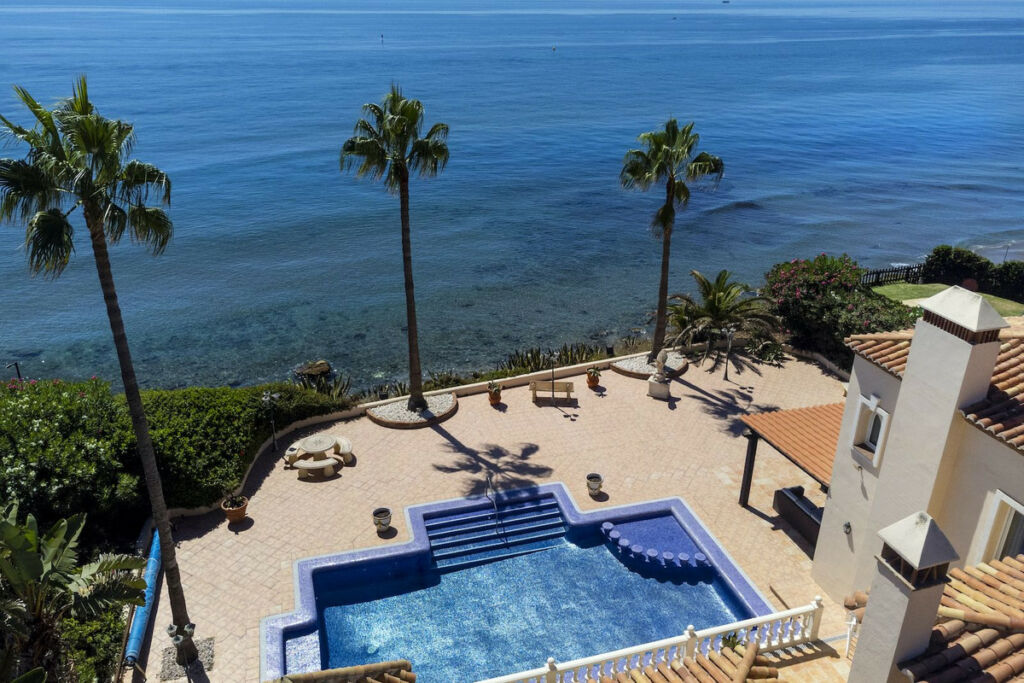 Detached Villa Marbesa Málaga - image 8