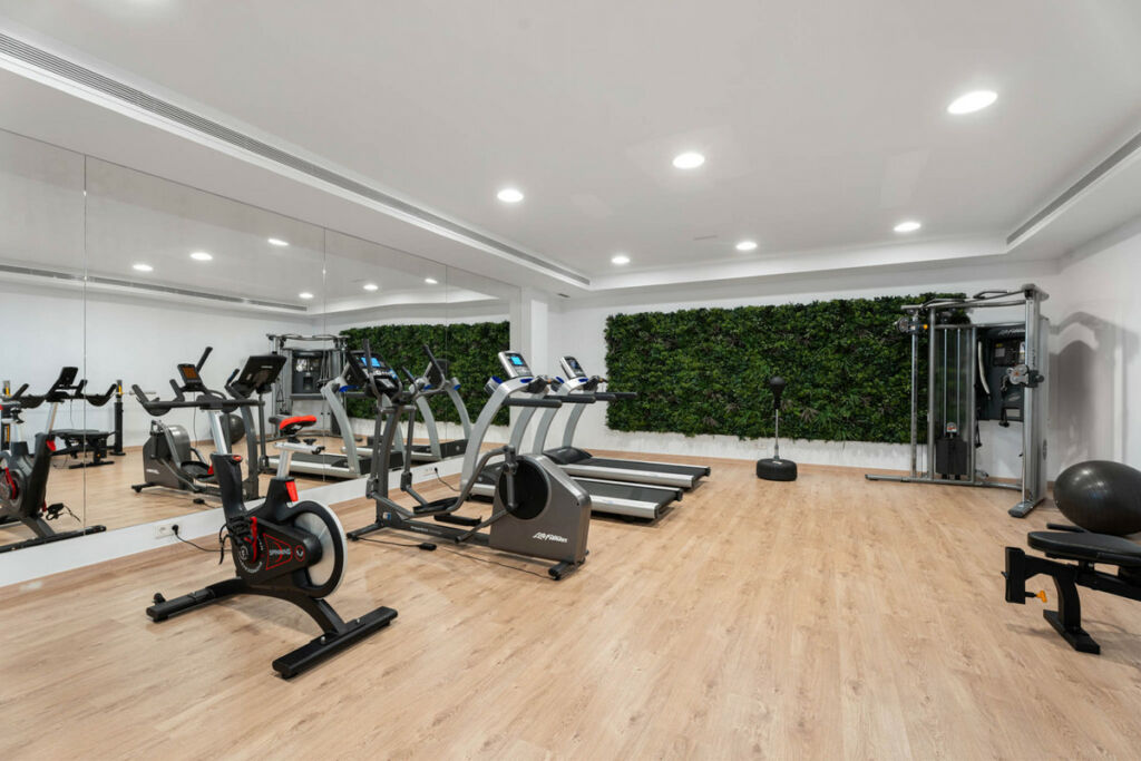 Penthouse Duplex Artola Málaga - image 44