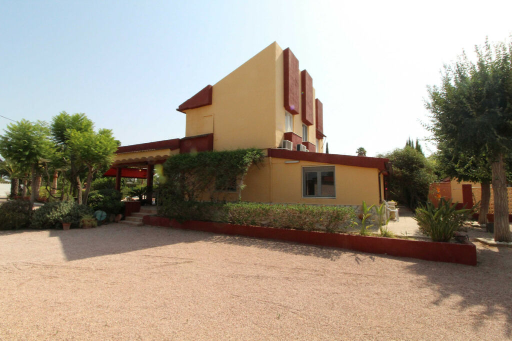Detached Villa Valverde Alicante - image 43