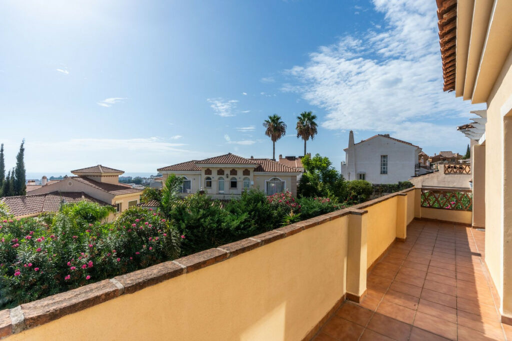 Detached Villa Riviera del Sol Málaga - image 43