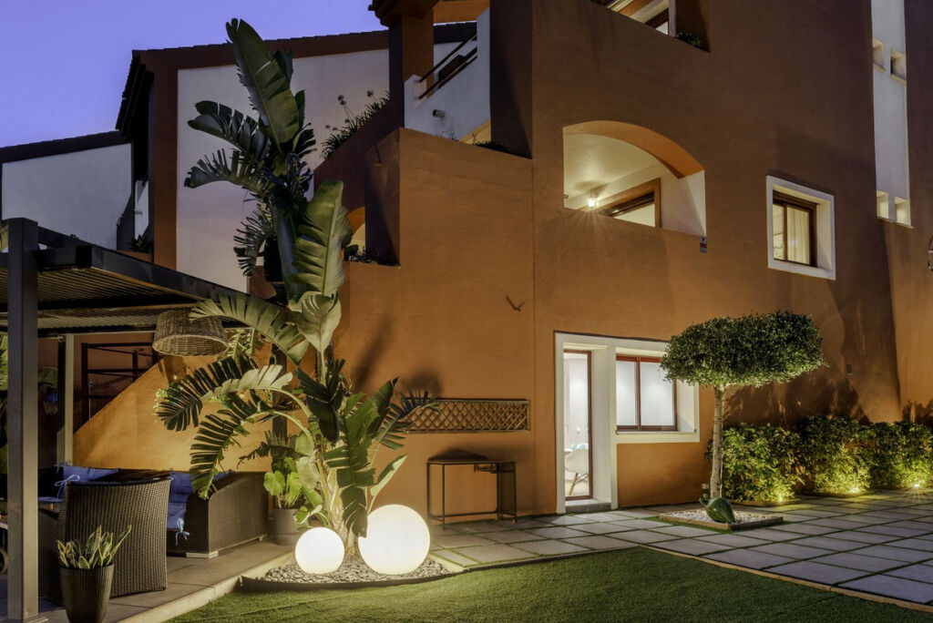 Townhouse Benahavís Málaga - image 46
