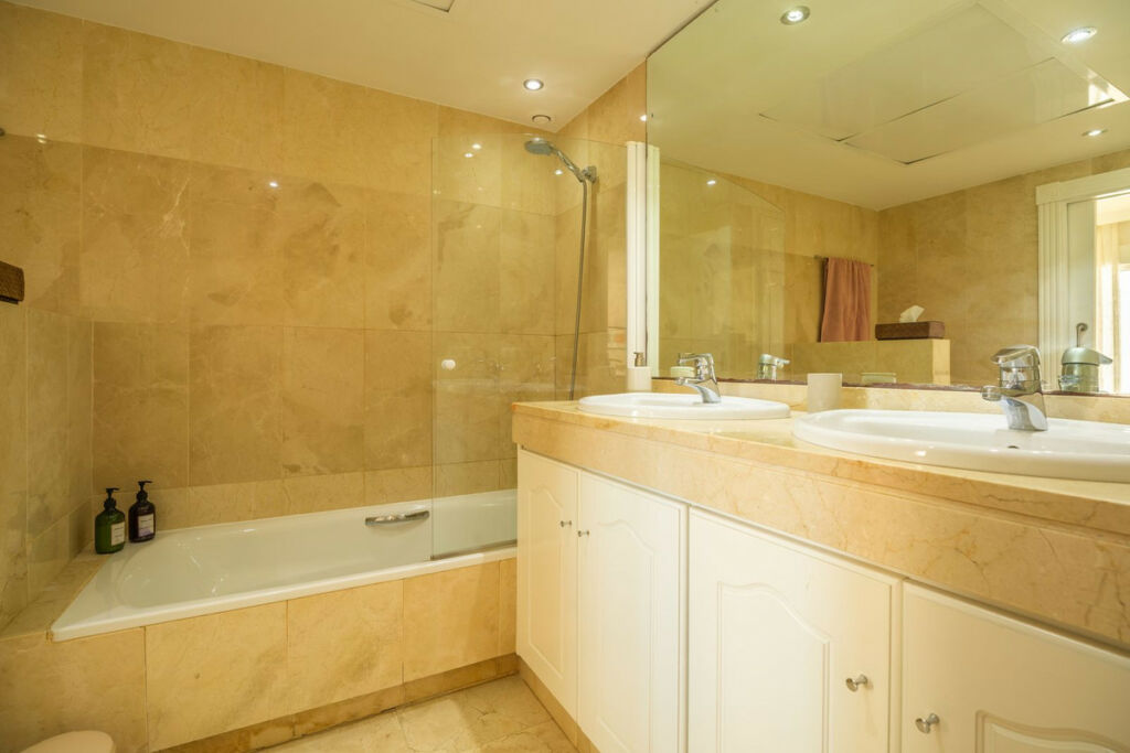 Ground Floor Apartment Estepona Málaga - image 45