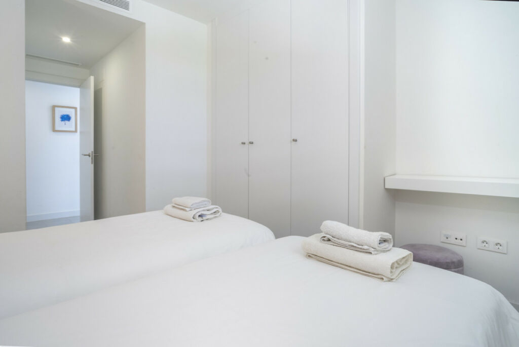 Middle Floor Apartment Estepona Málaga - image 45