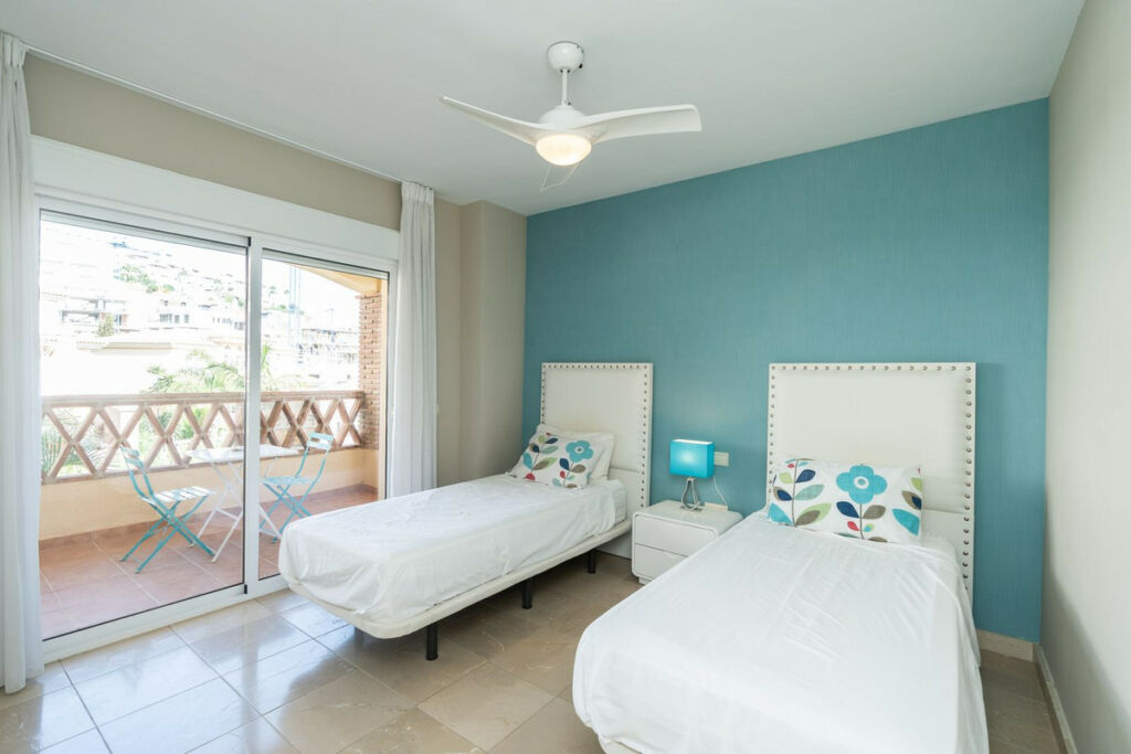 Detached Villa Riviera del Sol Málaga - image 44
