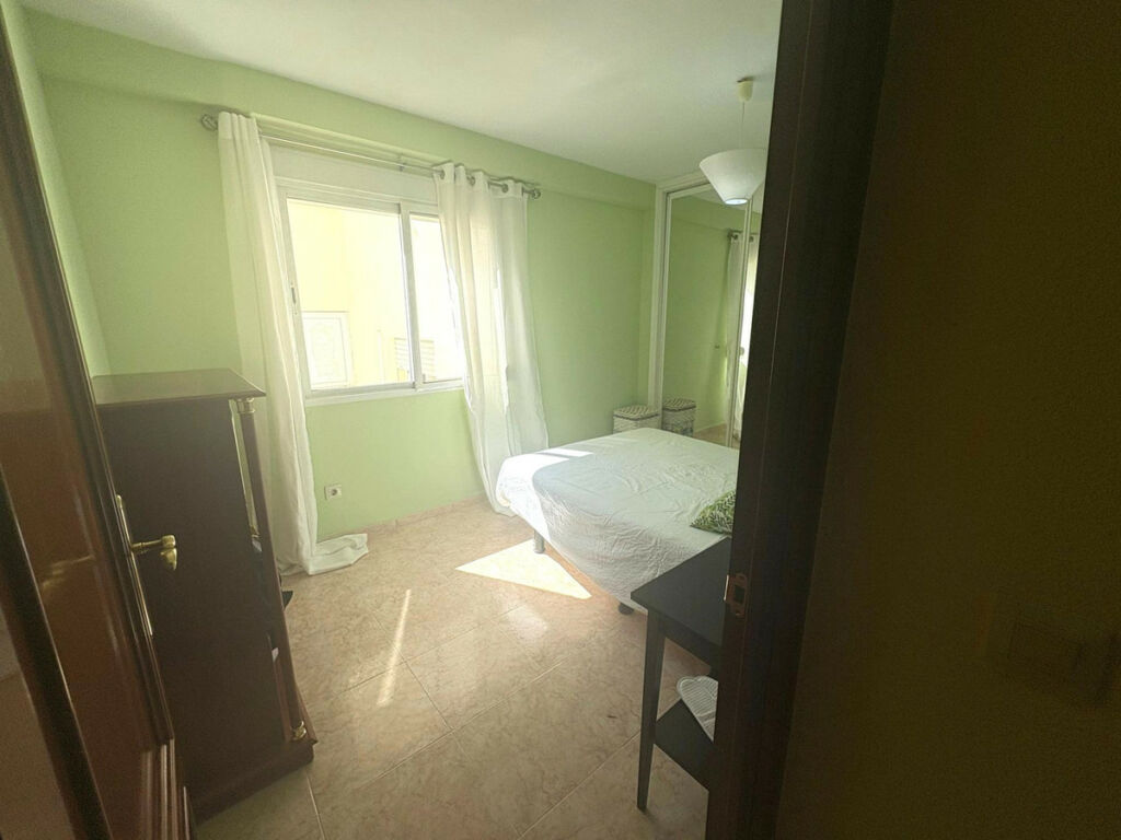 Middle Floor Apartment Benalmadena Málaga - image 45