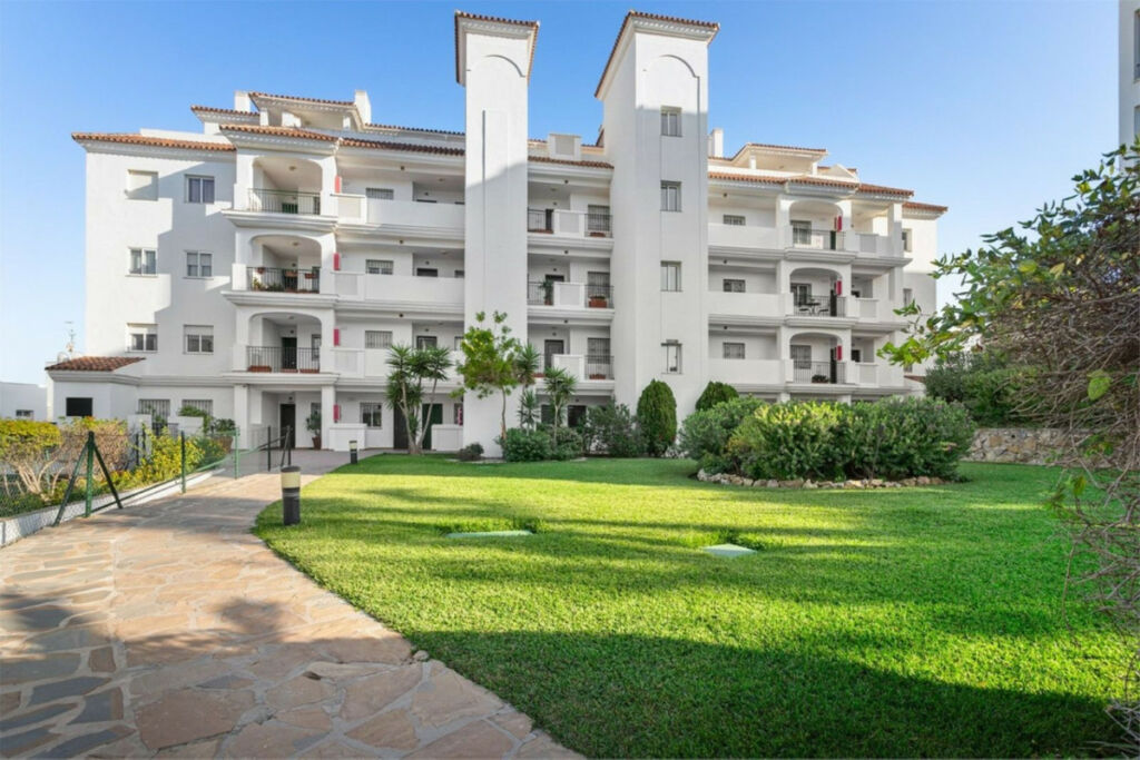 Middle Floor Apartment Miraflores Málaga - image 43
