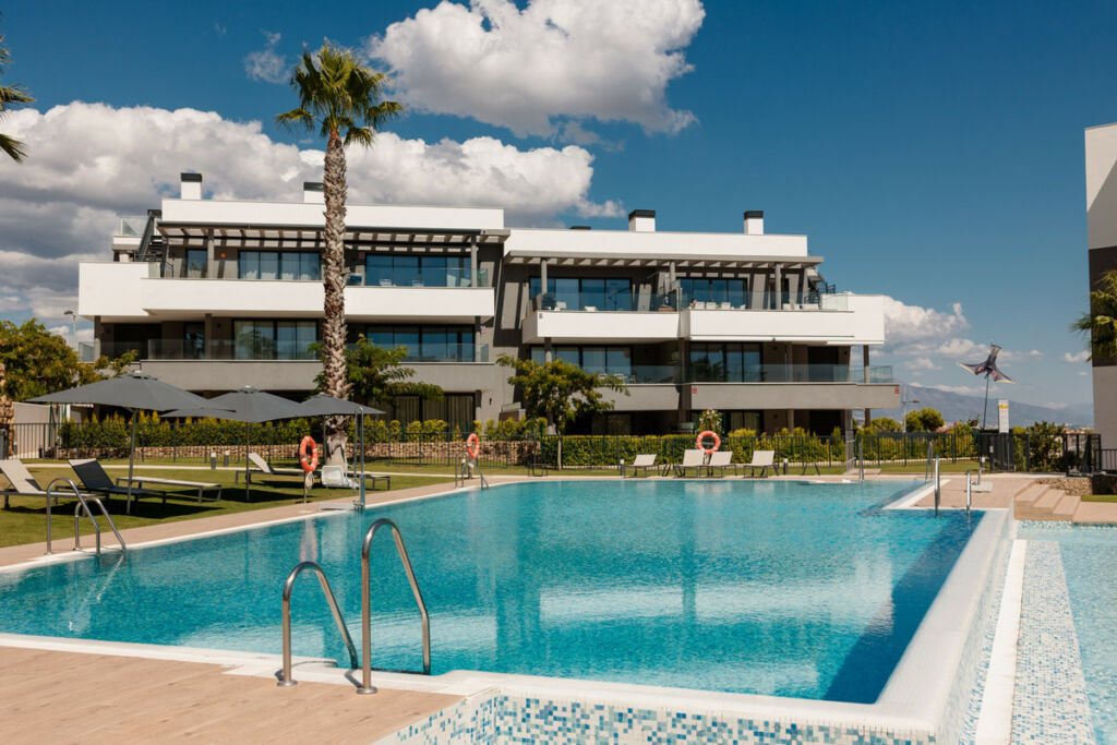 Middle Floor Apartment Estepona Málaga - image 45