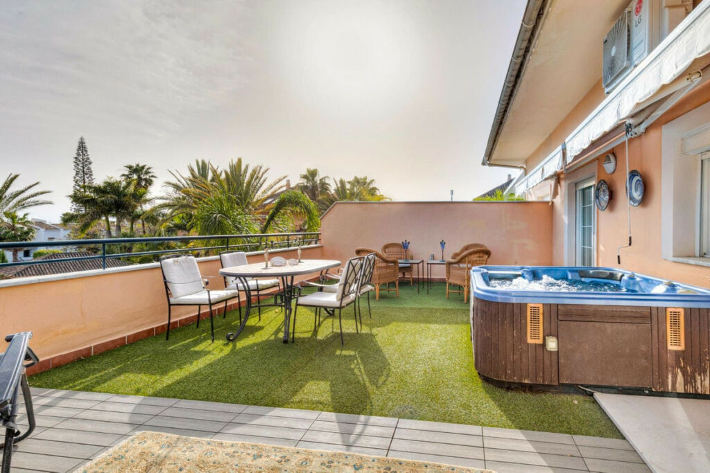 Top Floor Apartment Marbella Málaga - image 45