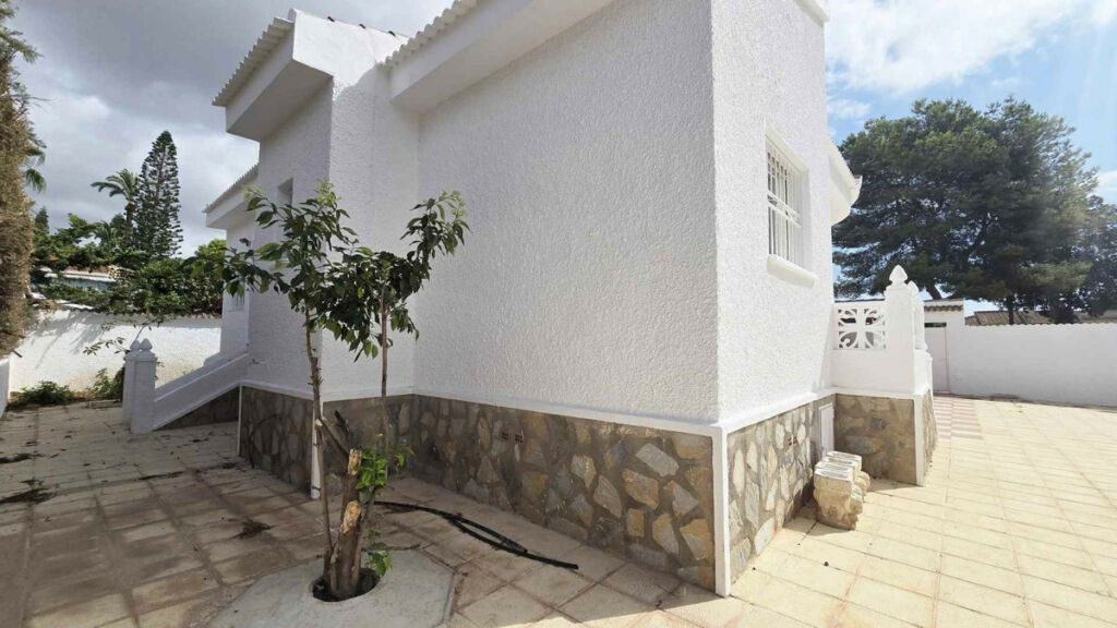 Detached Villa Ciudad Quesada Alicante - image 45