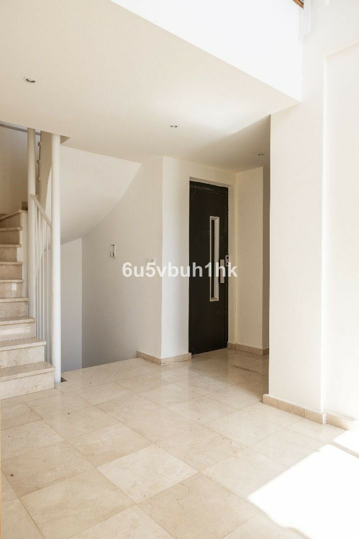 Detached Villa Benalmadena Málaga - image 45