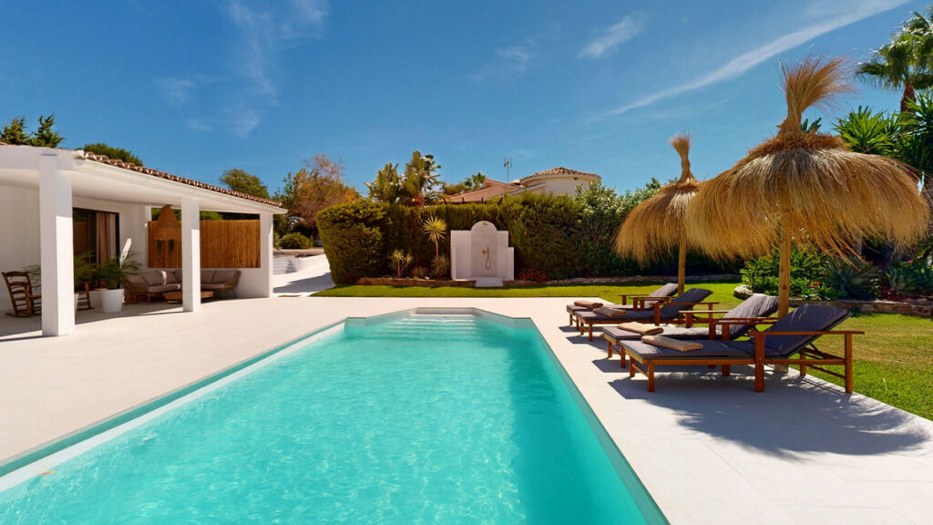 Detached Villa Estepona Málaga - image 46