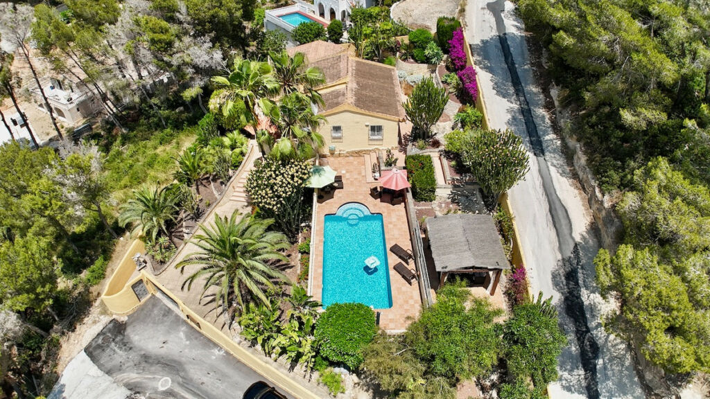 Detached Villa Moraira Alicante - image 46