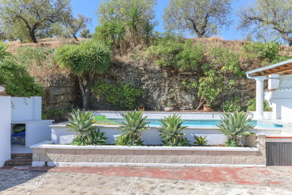 Detached Villa Guaro Málaga - image 46