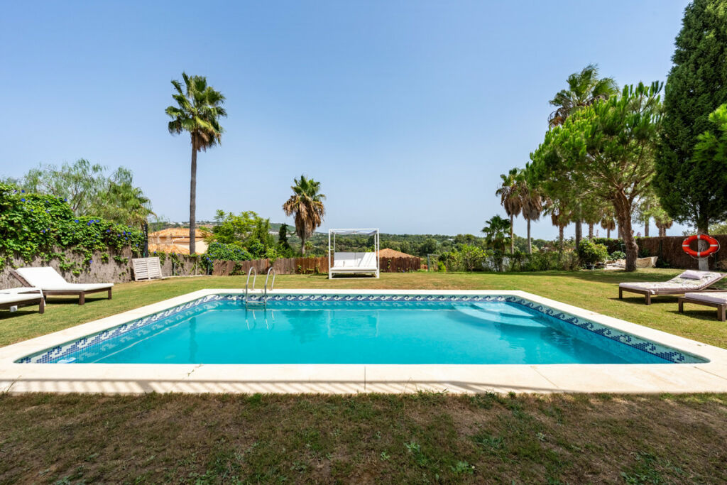Detached Villa Sotogrande Alto Cádiz - image 46
