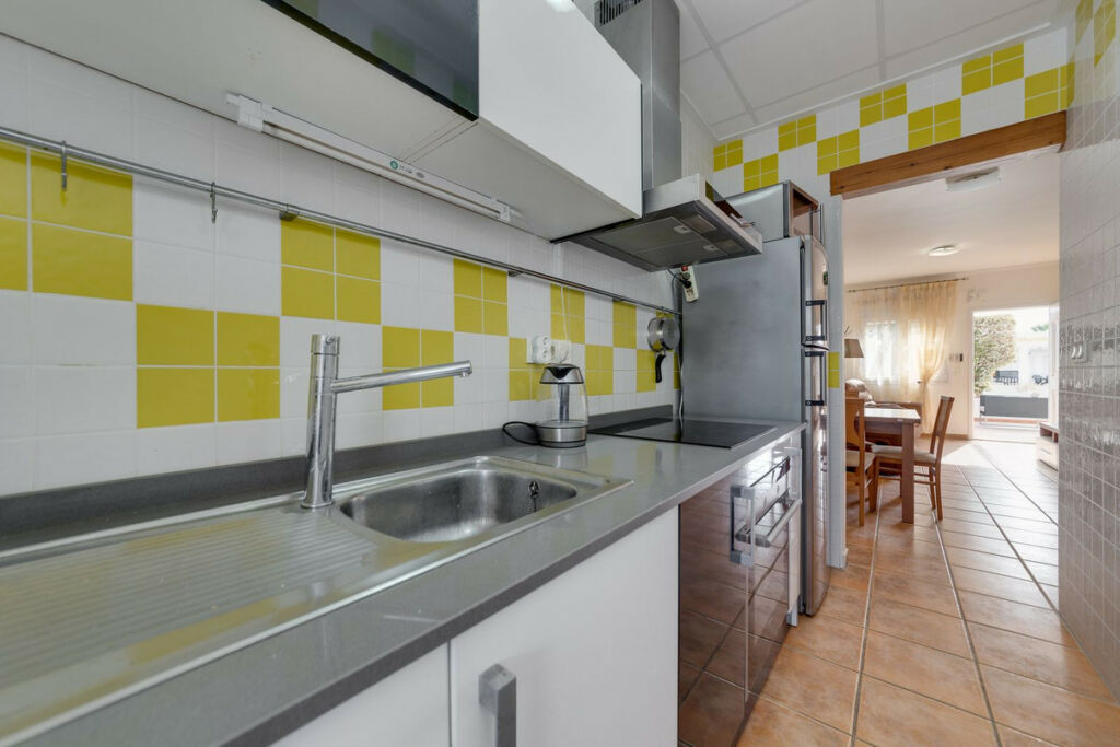Bungalow Mil Palmeras Alicante - image 34