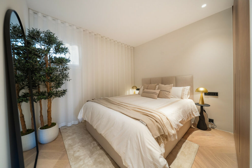 Middle Floor Apartment The Golden Mile Málaga - image 46