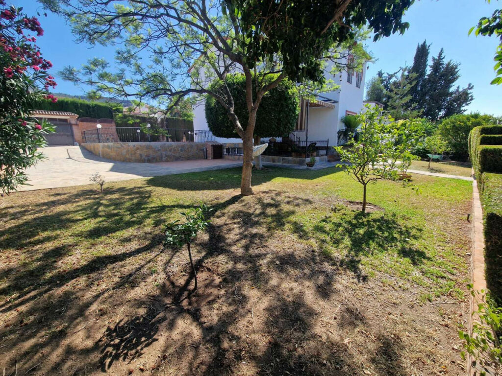 Detached Villa Alhaurín de la Torre Málaga - image 46