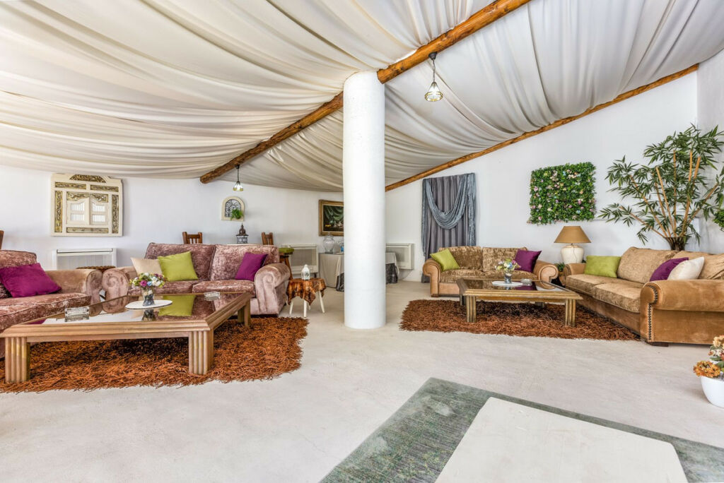Detached Villa Estepona Málaga - image 46