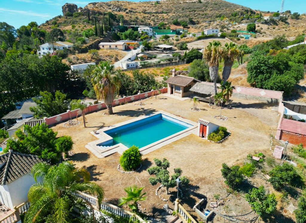Detached Villa Almayate Málaga - image 46
