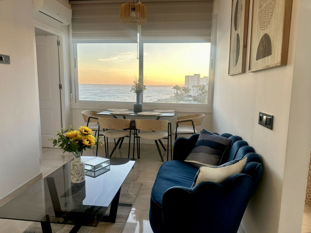 Middle Floor Apartment Calahonda Málaga - image 47