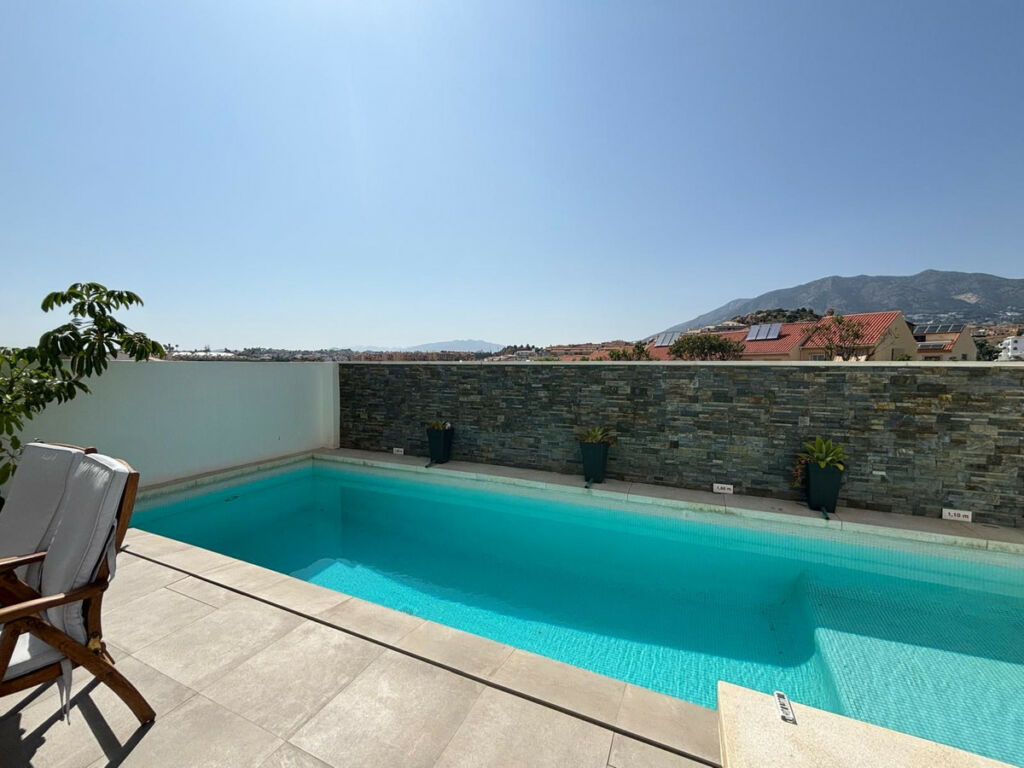 Detached Villa Los Pacos Málaga - image 47