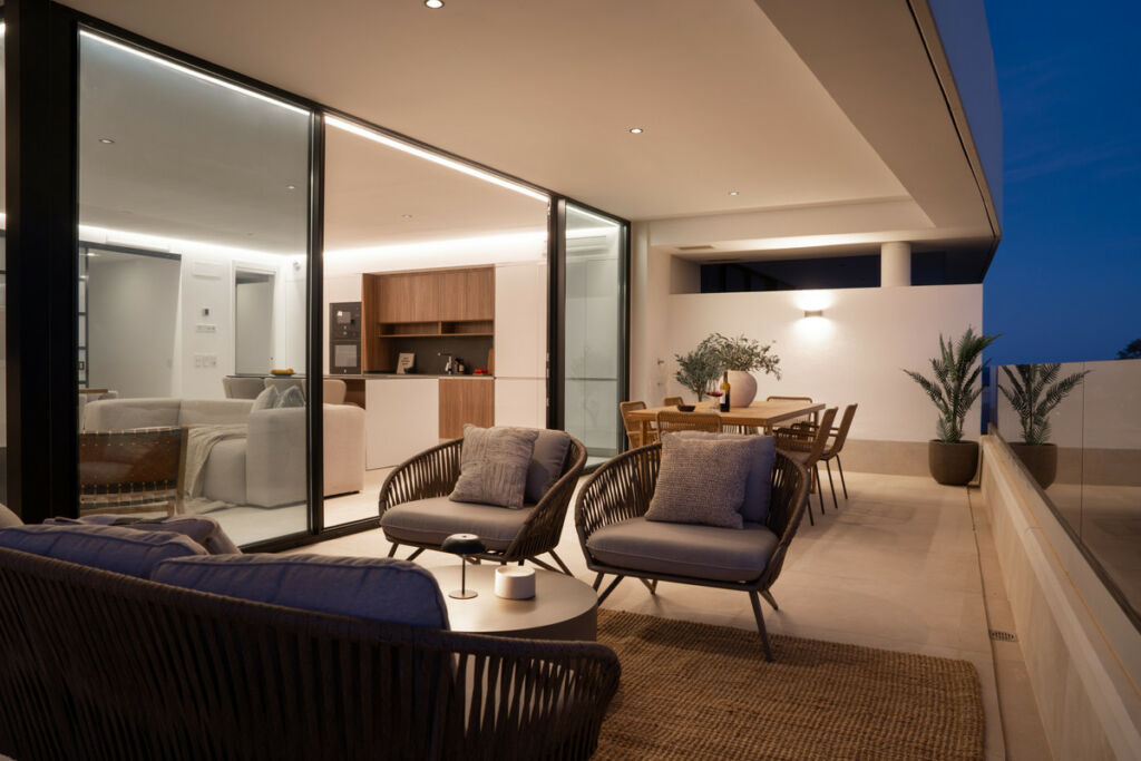 Middle Floor Apartment Estepona Málaga - image 47