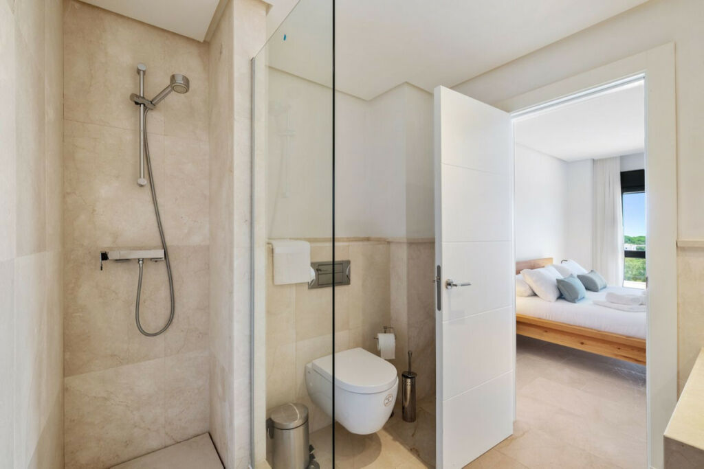Detached Villa Sotogrande Cádiz - image 47