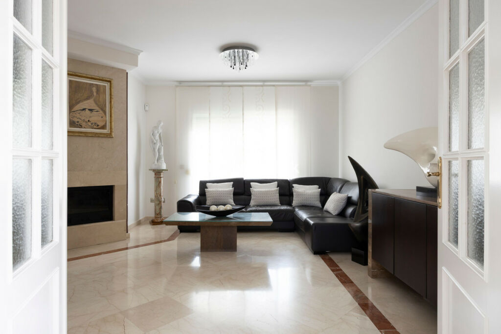 Detached Villa Sierrezuela Málaga - image 47