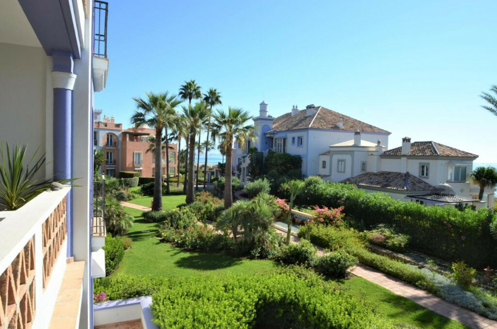 Middle Floor Apartment Casares Playa Málaga - image 47