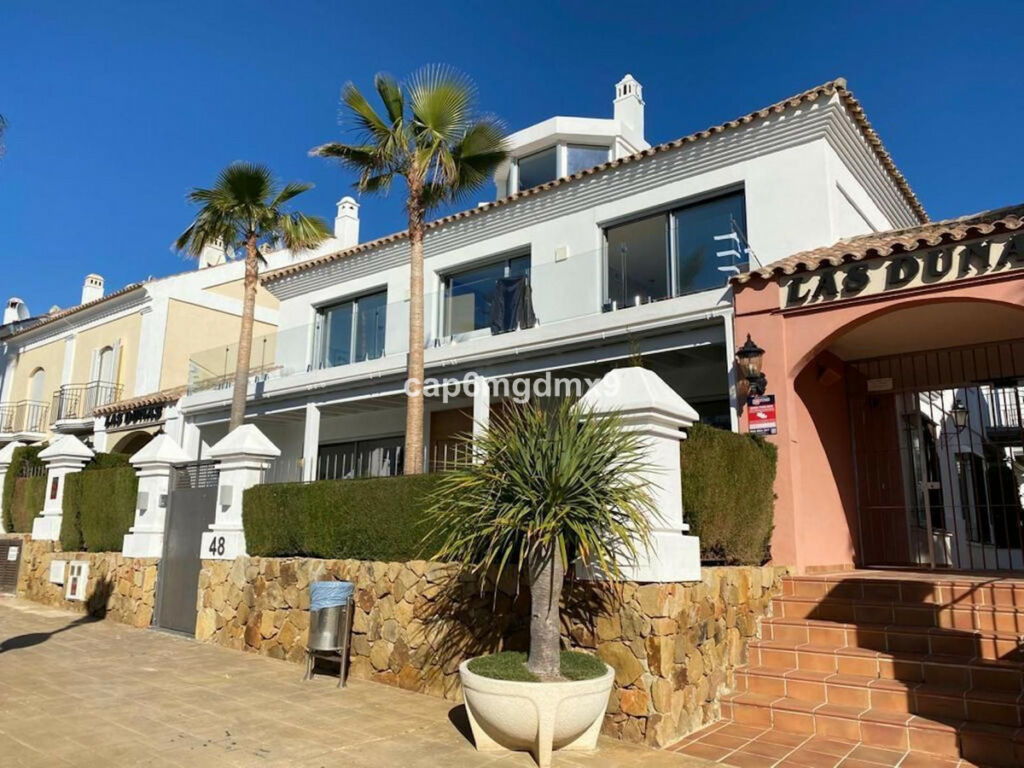 Semi-Detached House Bahía de Marbella Málaga - image 47